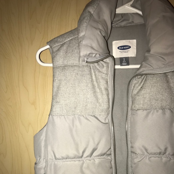 Old Navy grey puffer vest - Picture 3 of 6
